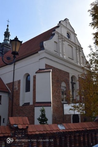 batch_01_Sieradz kosciol podominikanski Siostr Urszulanek SJK